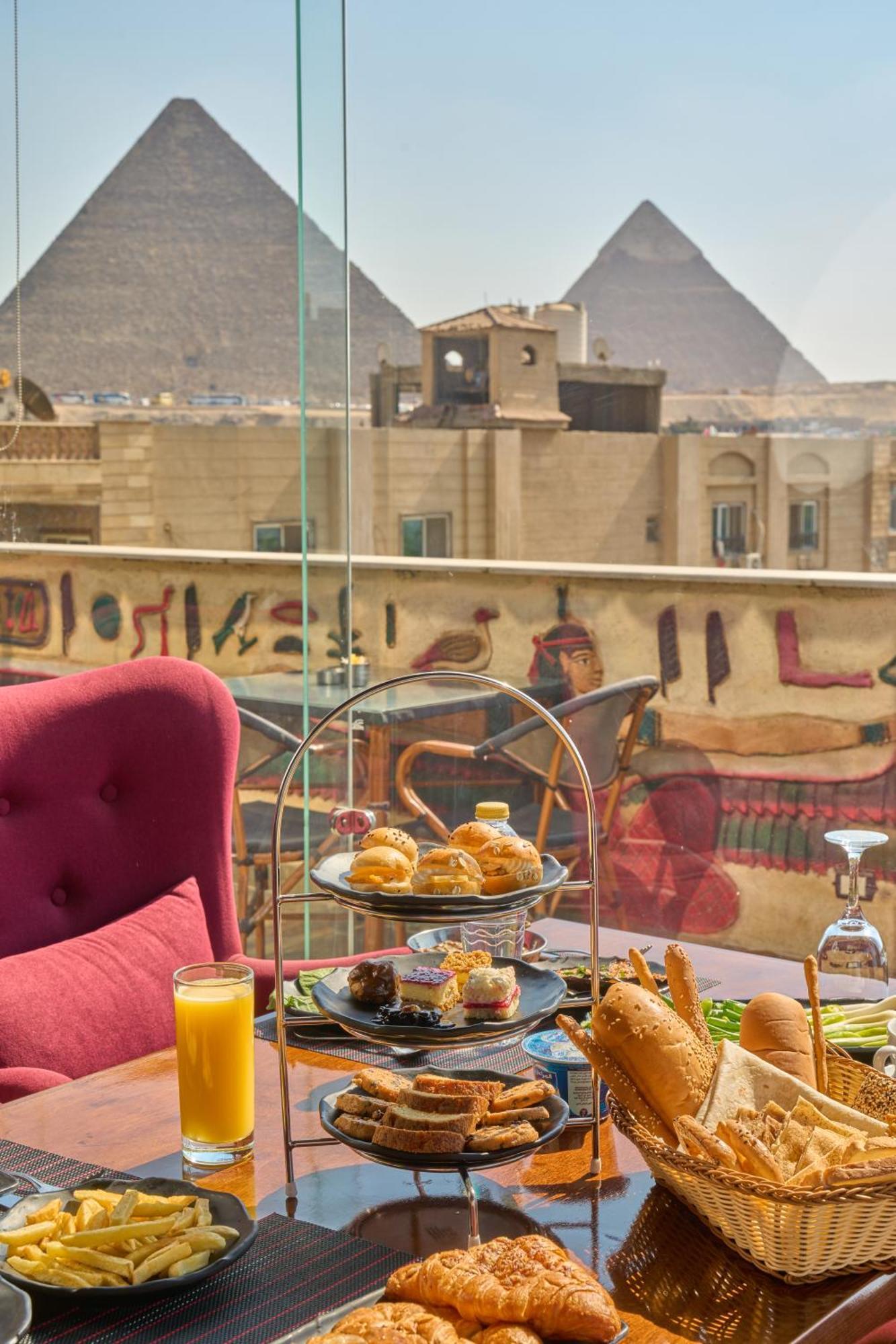 King Pyramids View Hotel Kafrat al Jabal Luaran gambar